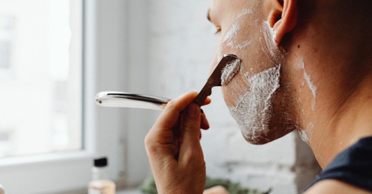 Dark Circles in Men: Why They Form and How to Get Rid of Them