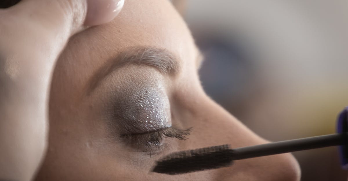 Eyeshadow for Photography: What Looks Best on Camera