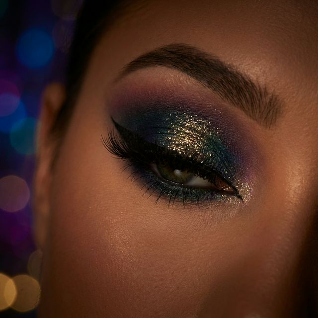 Night Out Eye Makeup: Sparkle, Smoke, and Statement Looks