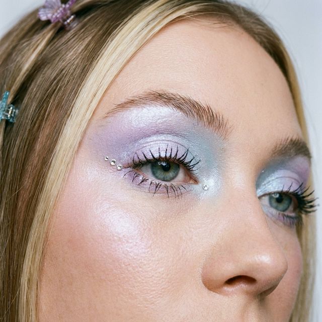 Y2K Eye Makeup Is Back: How to Wear Frosted Lids, Blue Shadow, and Lilac Shimmer